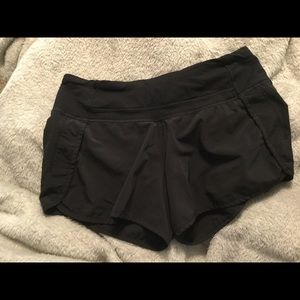 LULULEMON speed up short